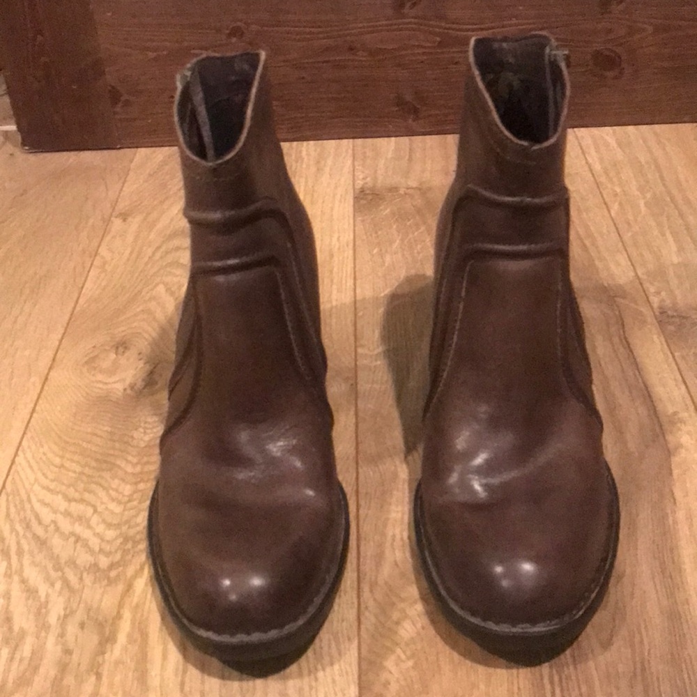 Born Brown Leather Ankle Boots
